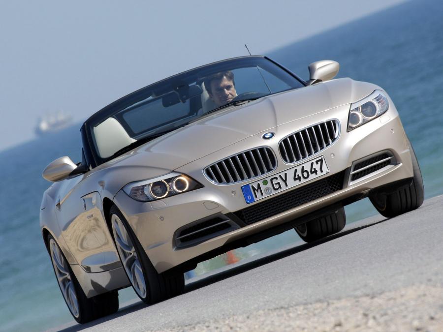  BMW Z4 sDrive 3.5i Roadster 2009 года  (фото 15 из 30)